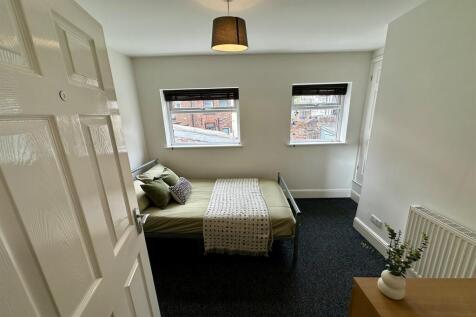 83 Barber Road, Crookesmoor, S10 photo 4