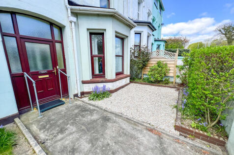 1 Laureston View and 1 &amp; 2 St Mar...