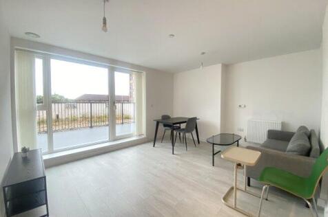 east-acton-lane-w3-7qg-1022325