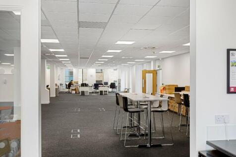 Office to rent Image 4