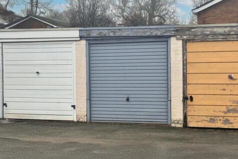 Porters Garage.jpg