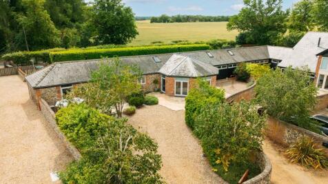 1 Grange Farm Barns [Aerial] 01.jpg