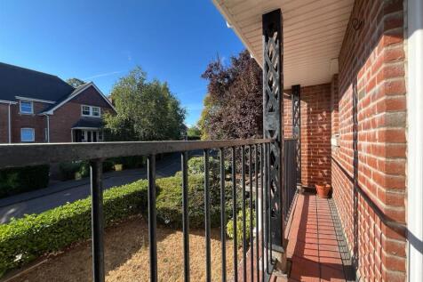 balcony.jpg