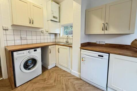 Latchmere Road, Manchester, Greater Manchester, M14 photo 3
