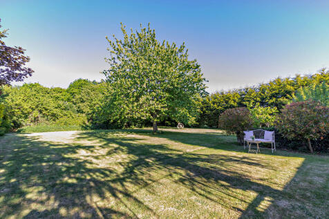 8647487-exterior3...