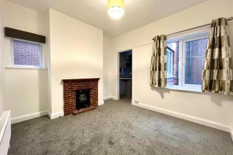 2 bed flat