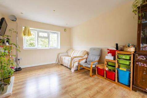 living room 2.jpg