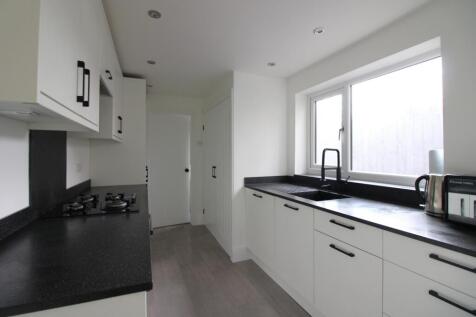 Kidderminster, DY10 - property photo
