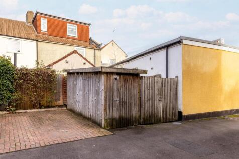 8 Garfield Road, BS5-31.jpg