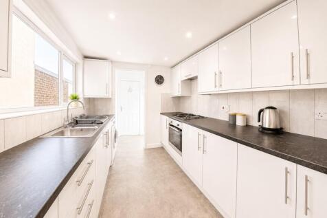 Kitchen.1