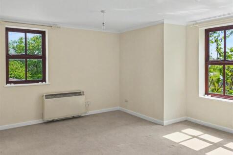 Living room.jpg