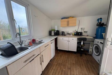 processed-C2CD27C2-1E11-46F3-9D6C-7317CA4D98D3.jpe