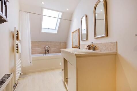 12 Royal Mansions...