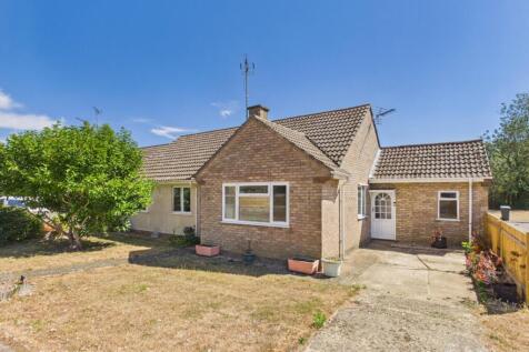 Front- Mark Stephens EweMove Newmarket and Soham 