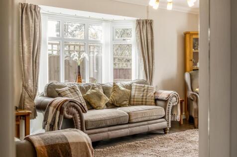 27 Middlegate Road West (Frampton)-40.jpg