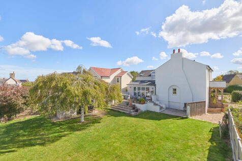 220 The Street 09...