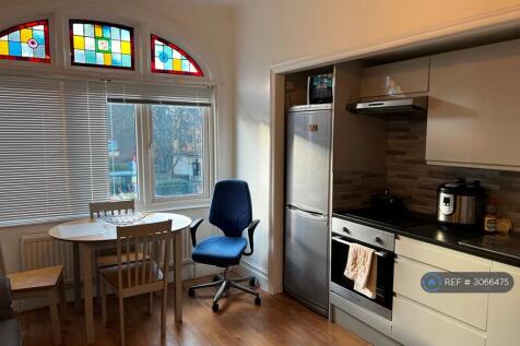 Living Dining Area