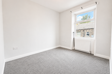 Thorn Street, Haworth, Keighley, BD22 8AA photo 5