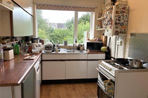 Purleigh Road, Corsham photo 4