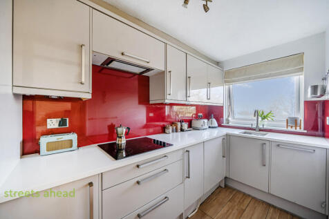 cefe7edc-5681-426...