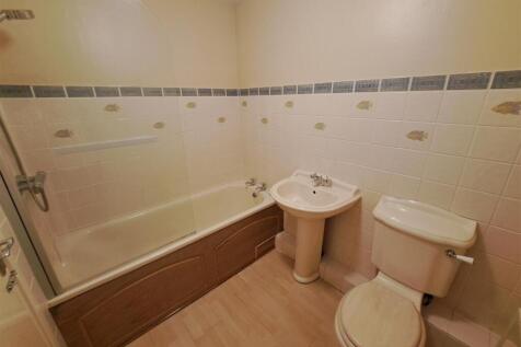 BATHROOM/WC/SHOWER