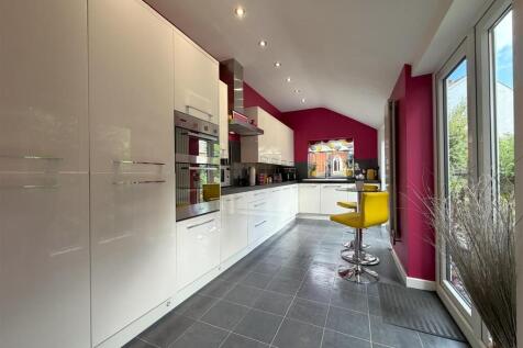 Stylish Modern Kitchen 487