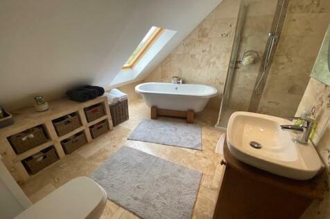 grananry bath main 2.jpg