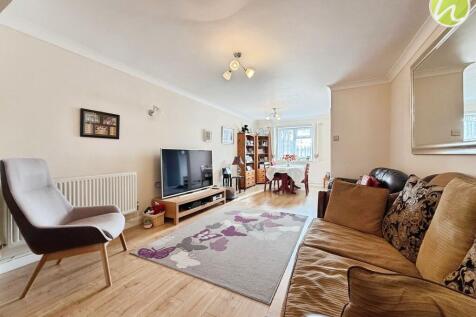 Living Room/ Dining Room