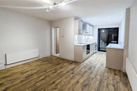Reception/Kitchen
