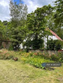 Surrounding Garden Accessible Area