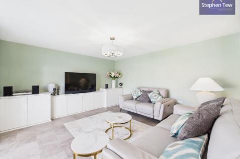 Kitchen/ Living Area