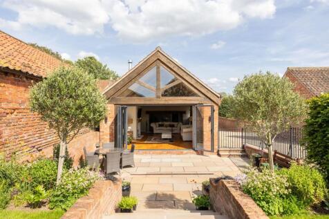 Terrace &amp; Sitting Room