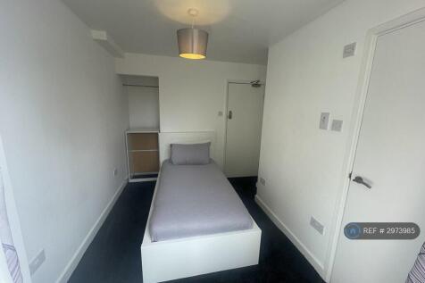 Single Ensuite Room