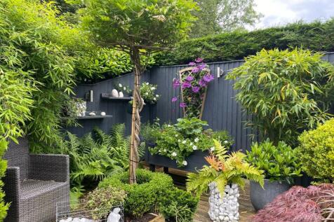 Back Garden Seating Area 