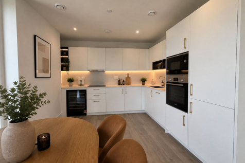 Kitchen/ Dining