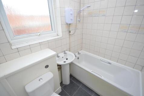 Bathroom.JPG