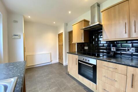 Ainley Road, Huddersfield photo 2