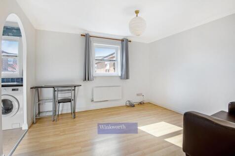 Salisbury Place, London, UK, SW9 photo 4