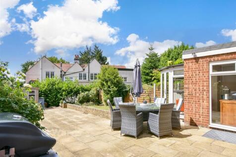 Patio / Decking