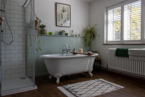 Ground Floor Bathroom