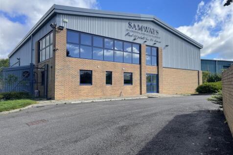 1. Front of Property 1.jpeg