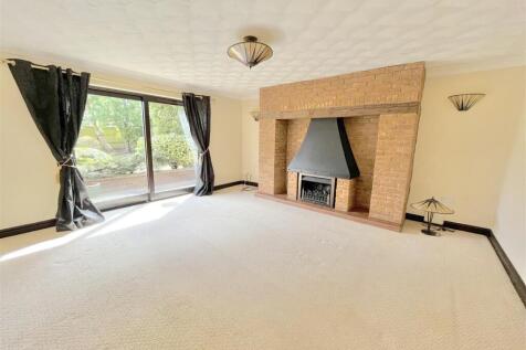 Ruby Gardens Kirkby-in-Ashfield Nottinghamshire. photo 5