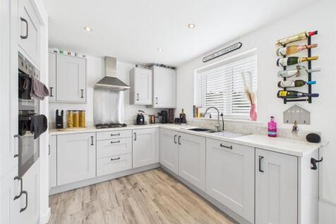 KITCHEN/ DINER