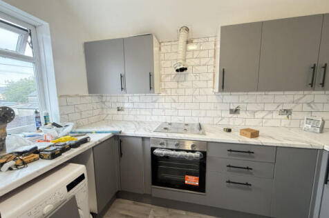 Whitchurch Road Cardiff photo 2