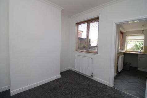 Geneva Crescent, Darlington DL1 photo 4
