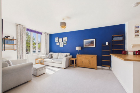 Lounge - Images are digitally enhanced &amp; virtually staged