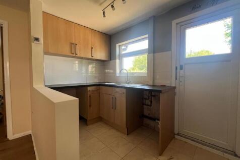 Nevendon Road, Wickford, Essex photo 5