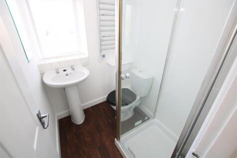 Shower Room.JPG
