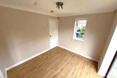 Moorhead Gardens, Warton, PR4 photo 5