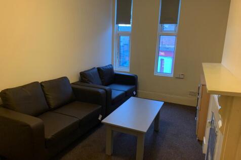 Flat, 40 High Street, CV31 1LW photo 3